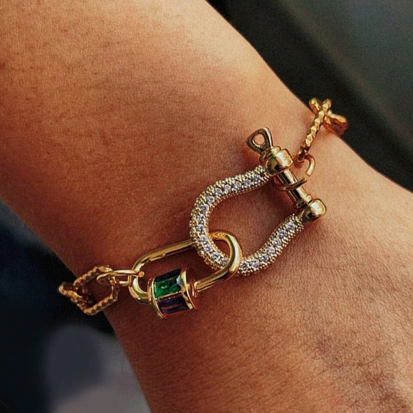 18K gold plated Rhinestone Horseshoe Chain Bracelet - Picture 1 of 2